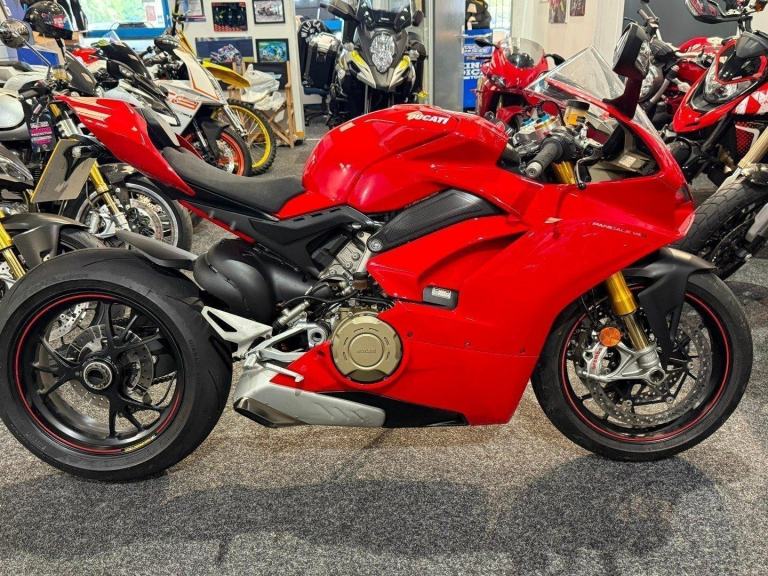 2019 Ducati Panigale V4 S