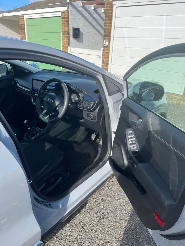Ford, PUMA, Hatchback, 2021, Manual, 999 (cc), 5 doors