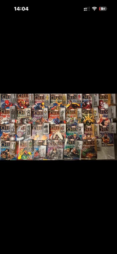 Marvel movie chess figures comic limited edition magazines