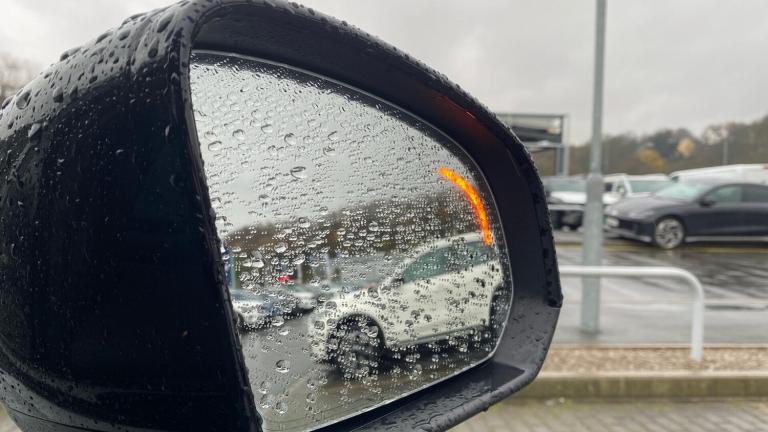 2024 Volvo XC40 2.0 B3P Ultra Dark 5dr Auto ESTATE PETROL Automatic