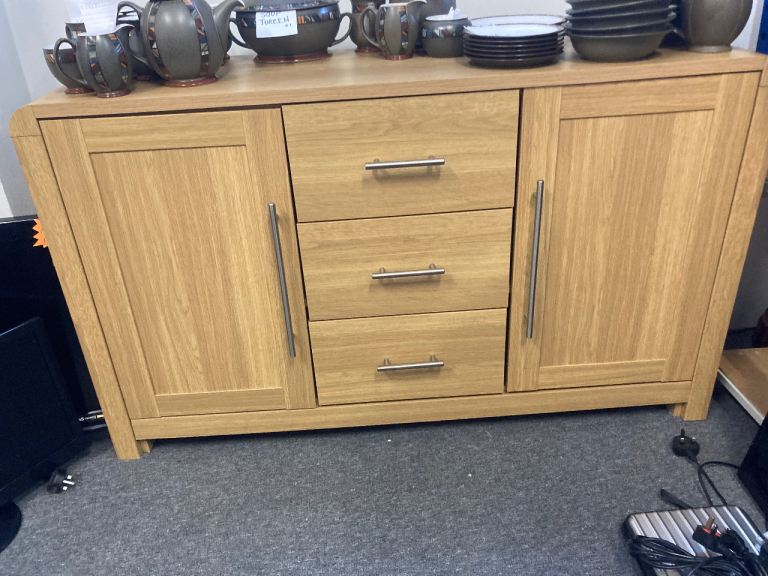 Sideboard 