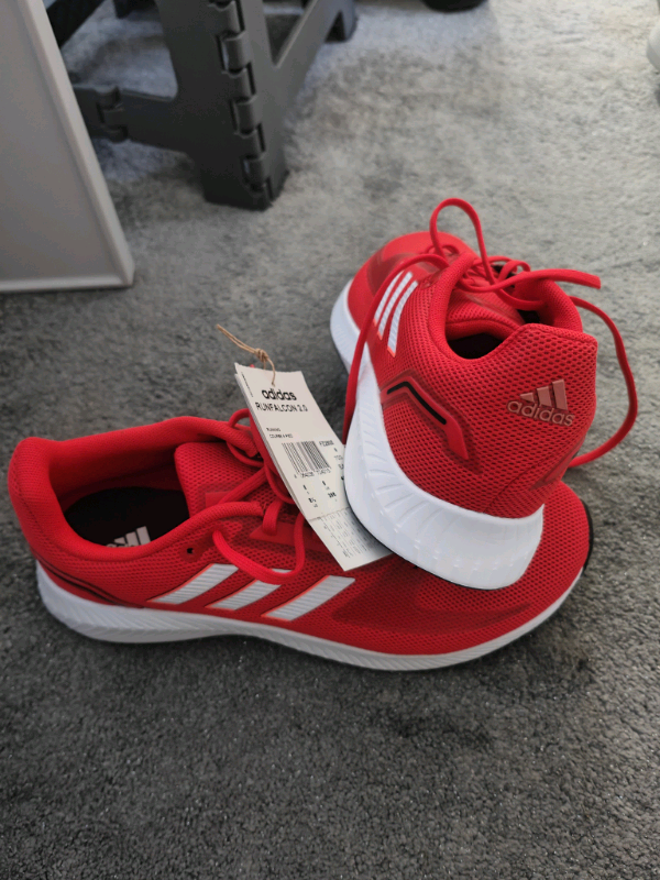 Adidas man's trainers size 7