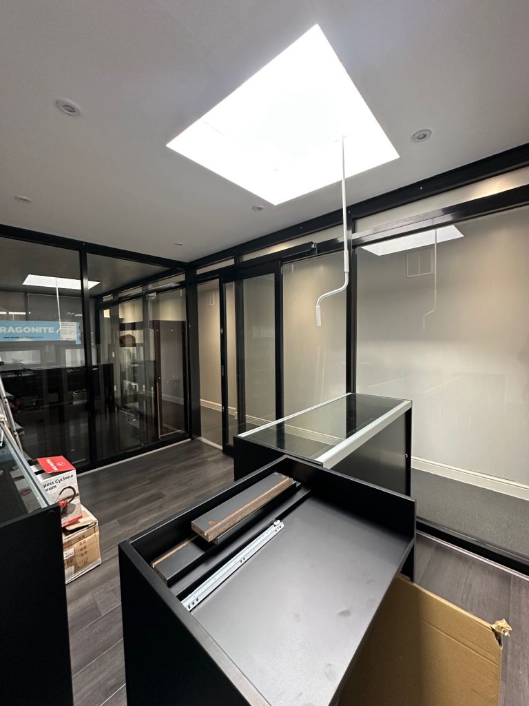 Rear Ground Floor Retail / Commercial Units For Rent – Bethnal Green – £900 PCM