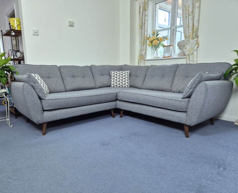 DFS French Connection Zinc 2 Piece 2 Arm Corner Sofa in Grey RRP £1839 *FREE LOCAL DELIVERY*