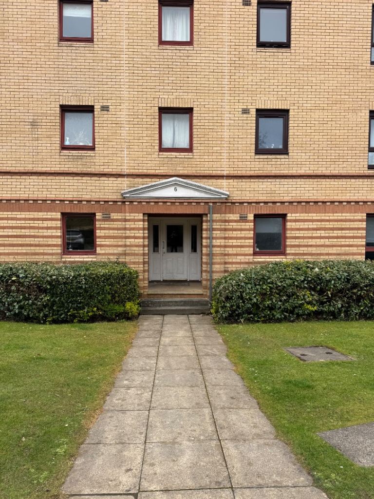 2 bed Westend flat to let