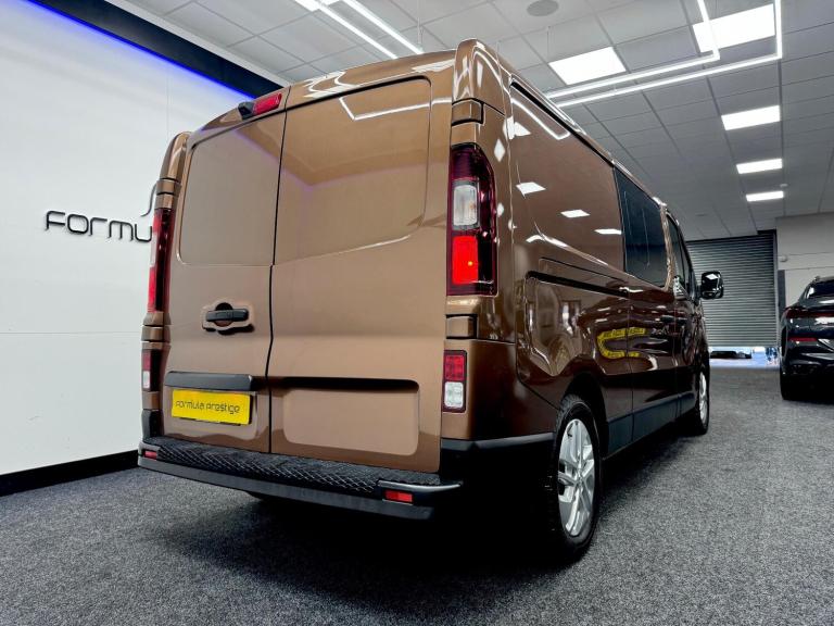 2020 Renault Trafic 2.0 dCi ENERGY 30 Sport Nav Crew Van LWB Euro 6 (s/s) 6dr WINDOW VAN Diesel M...