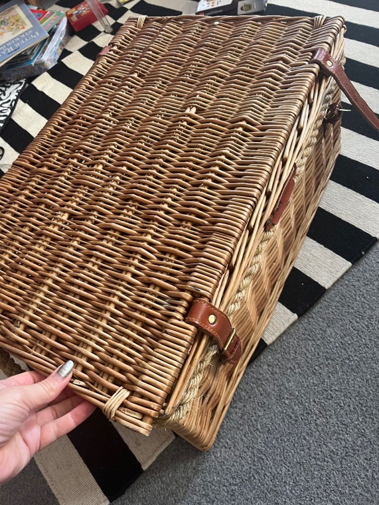Large wicker hamper basket - storage, decor, picnics