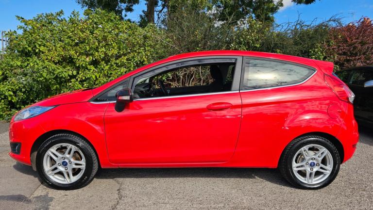 2014 Ford Fiesta 1.25 82 Zetec 3dr HATCHBACK Petrol Manual