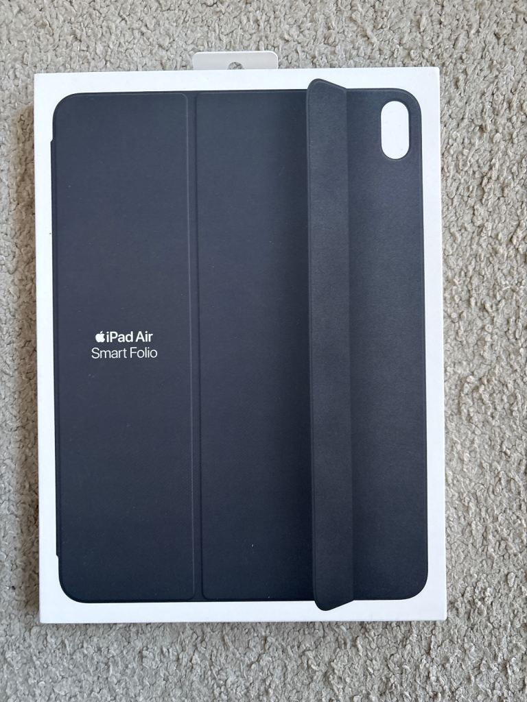 Brand new - iPad Air Smart Folio 