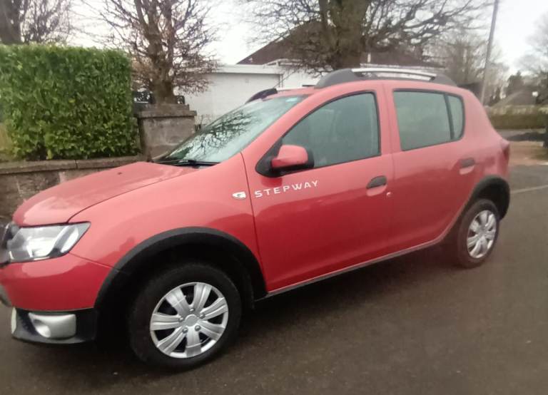 Dacia Stepway . Diesel. 2014. £20 tax.
