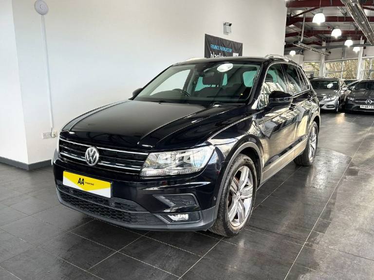 2019 Volkswagen Tiguan 2.0 TDI Match SUV 5dr Diesel Manual Euro 6 (s/s) (150 ps) 2 FORMER OWNERS ...