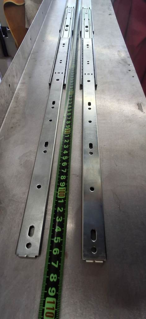 Accuride one set of slides 