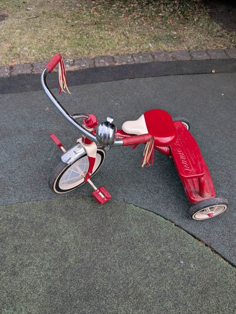 Classic Red Tricycle - Adjustable Seat, Good Condition