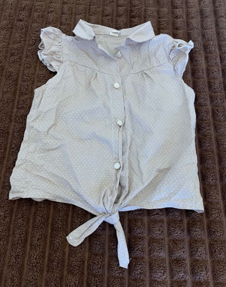 Girls sleeveless top shirt, Size: 2-3years
