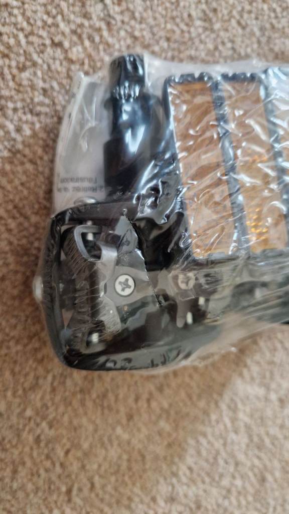 SPD Pedals with Cleats – Brand new