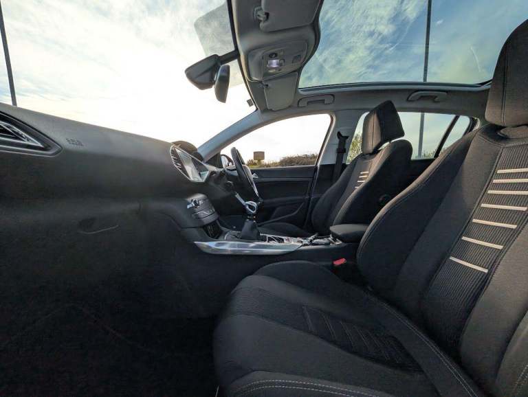 2013 Peugeot 308 1.6 THP Allure 5dr HATCHBACK PETROL Manual