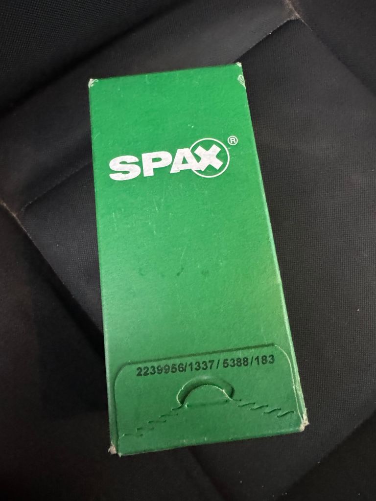 35 boxes on Spax screws 