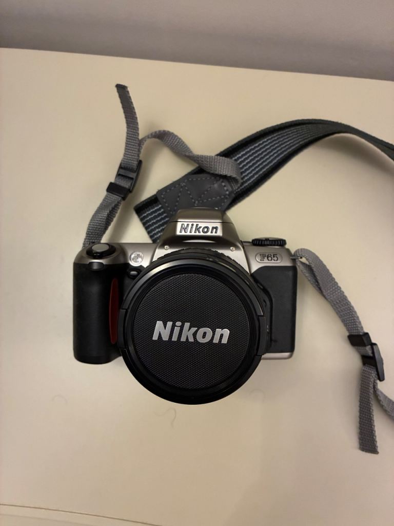 Nikon F65, SLR 35mm camera 