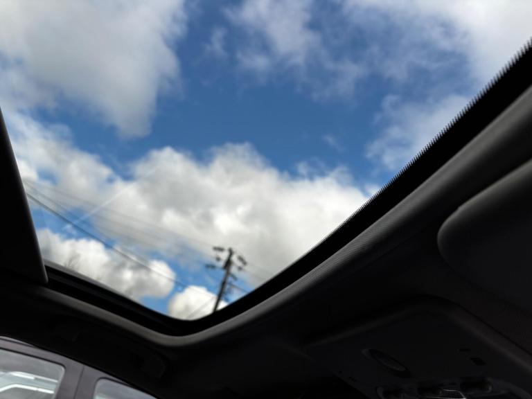 2016 Nissan Qashqai 1.2 DiG-T N-Connecta 5dr HATCHBACK PETROL Manual