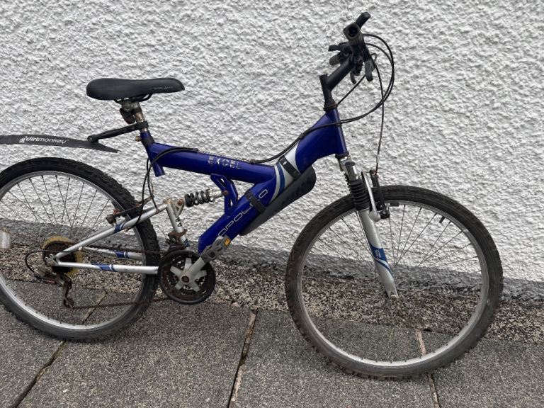 Apollo Excel adult Mountain Bike - Blue, Fair Condition