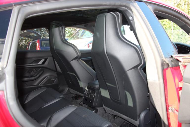 2021 Porsche Taycan BASE Saloon Electric Automatic