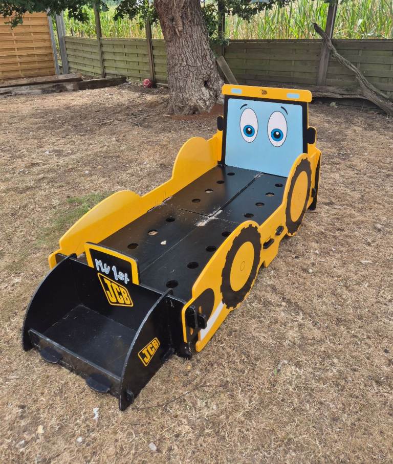 JCB Digger Bed for Kids – Yellow, used Condition