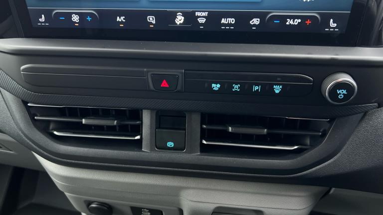 2025 Ford Transit Custom 320 L1 Petrol Fwd 2.5 PHEV 232ps H1 Van Limited Auto Van Hybrid Automatic