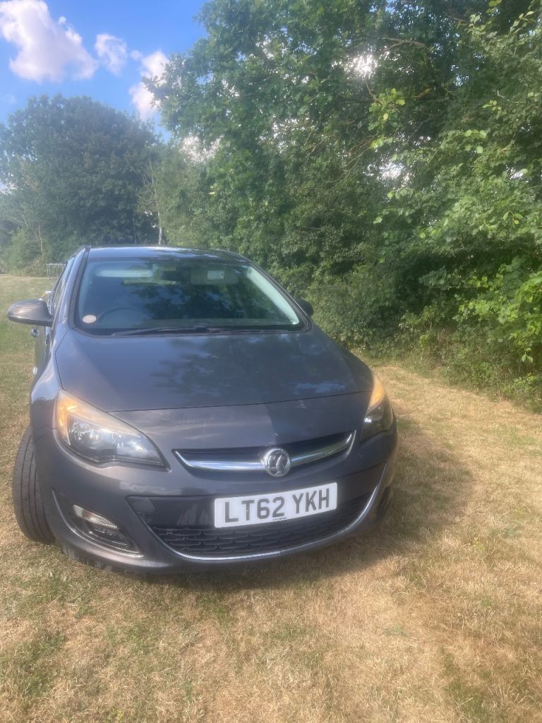 Vauxhall, ASTRA, Hatchback, 2012, Manual, 1686 (cc), 5 doors