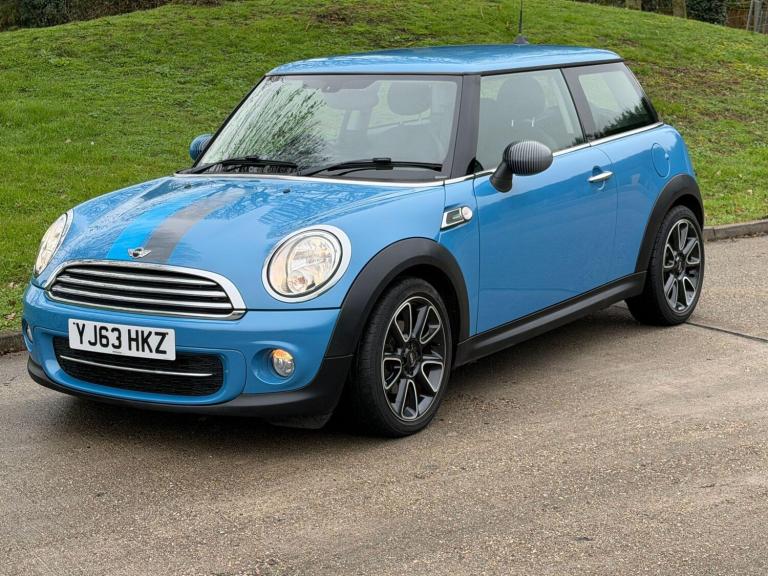 2013 MINI Hatch 1.6 Cooper D Bayswater 3dr HATCHBACK DIESEL Manual