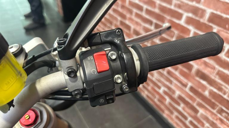 2013 Ducati Monster 1100 Evo ABS DTC ROADSTER Petrol Manual