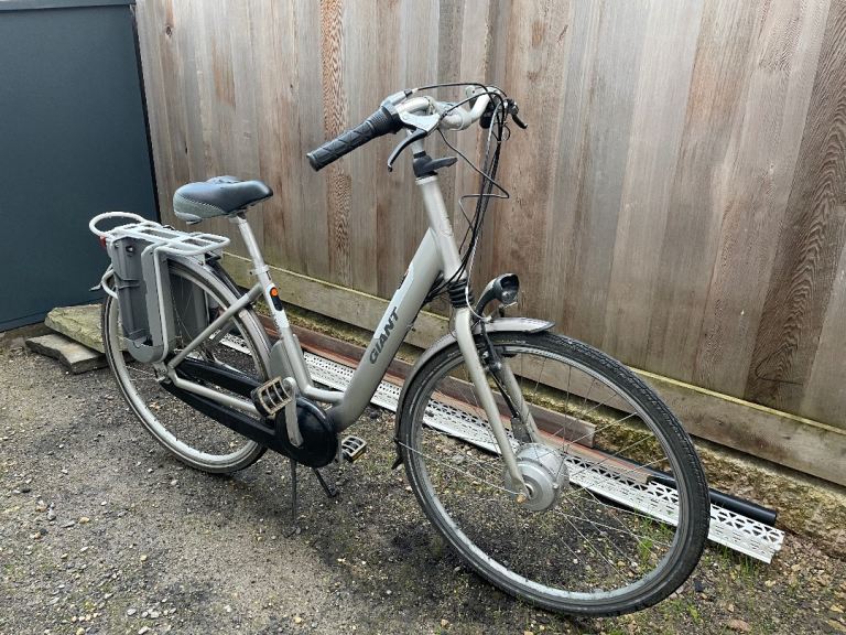 GIANT Electric Bike