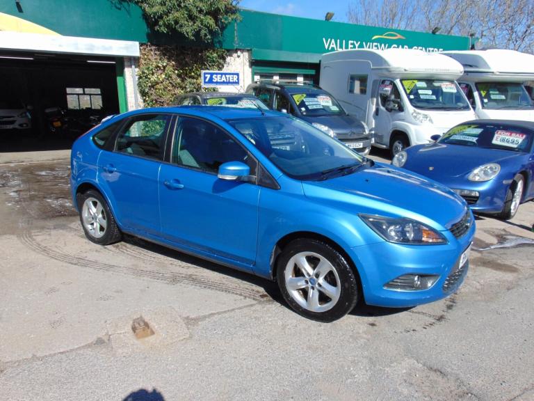 2010 Ford Focus 1.6 Zetec 5dr Auto HATCHBACK Petrol Automatic
