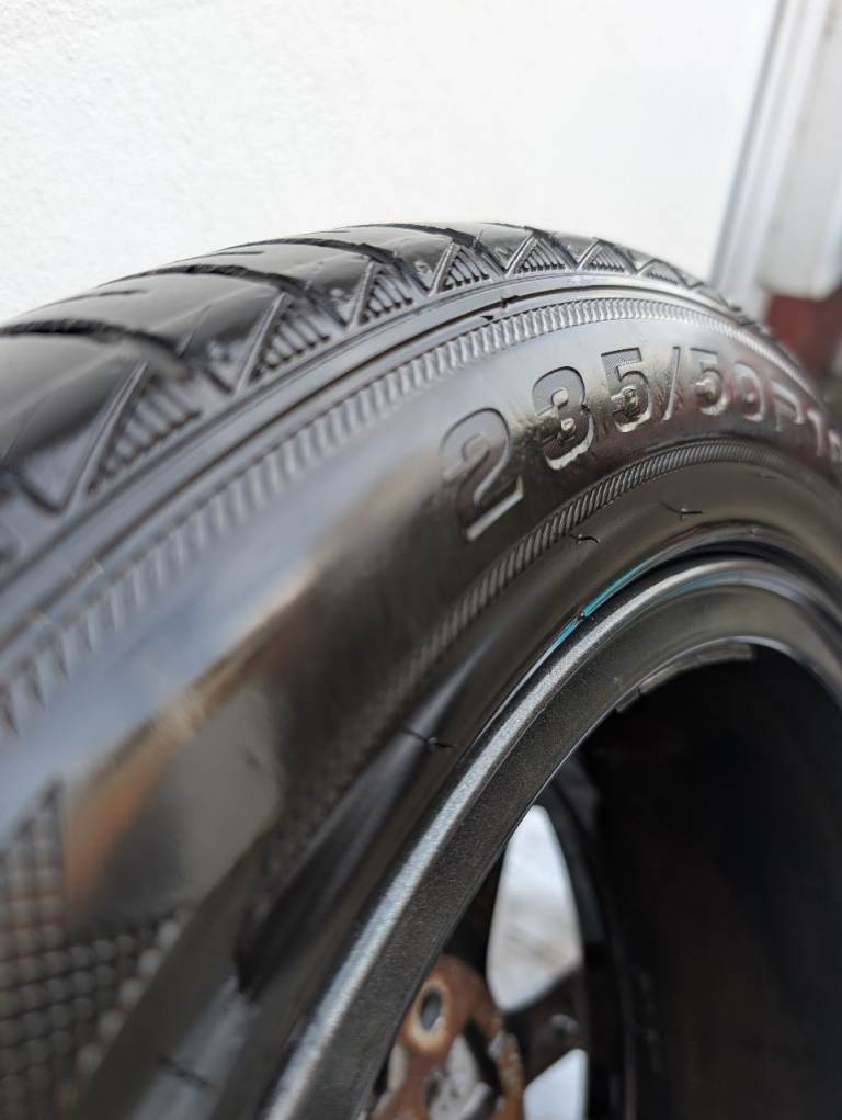 Genuine Ford Kuga Mk2 18” alloy wheels – FULL SET OF 5 including matching spare