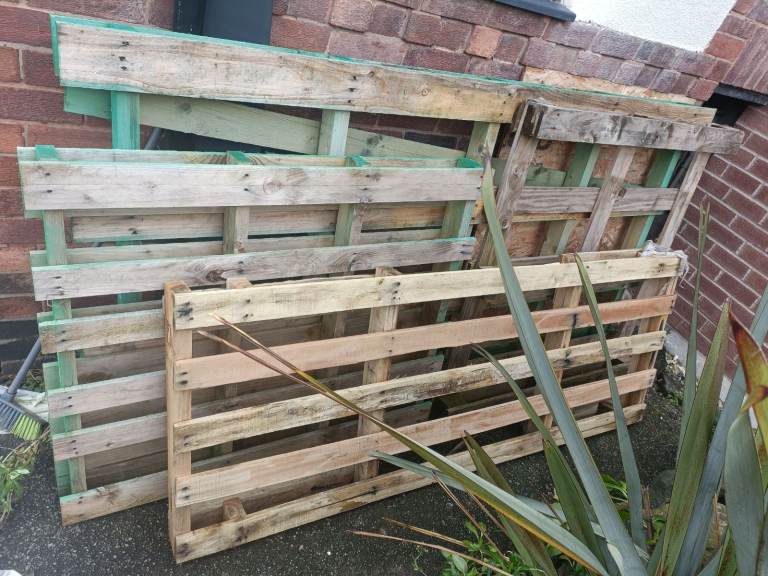 free pallets s11