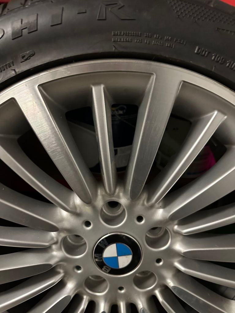 Bmw wheel, excellent condition