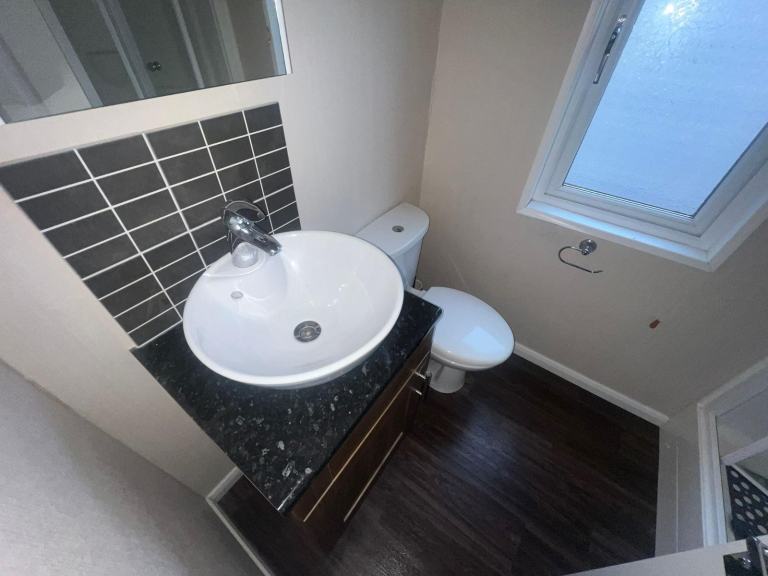 Static caravan / Lodge Prestige Seascape 42x14 2bed DG/CH - Free UK Delivery 