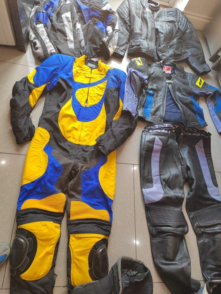 East London Motorcycle Clothing – ALL TYPES – SEE PHOTOS – EAST LONDON - 701