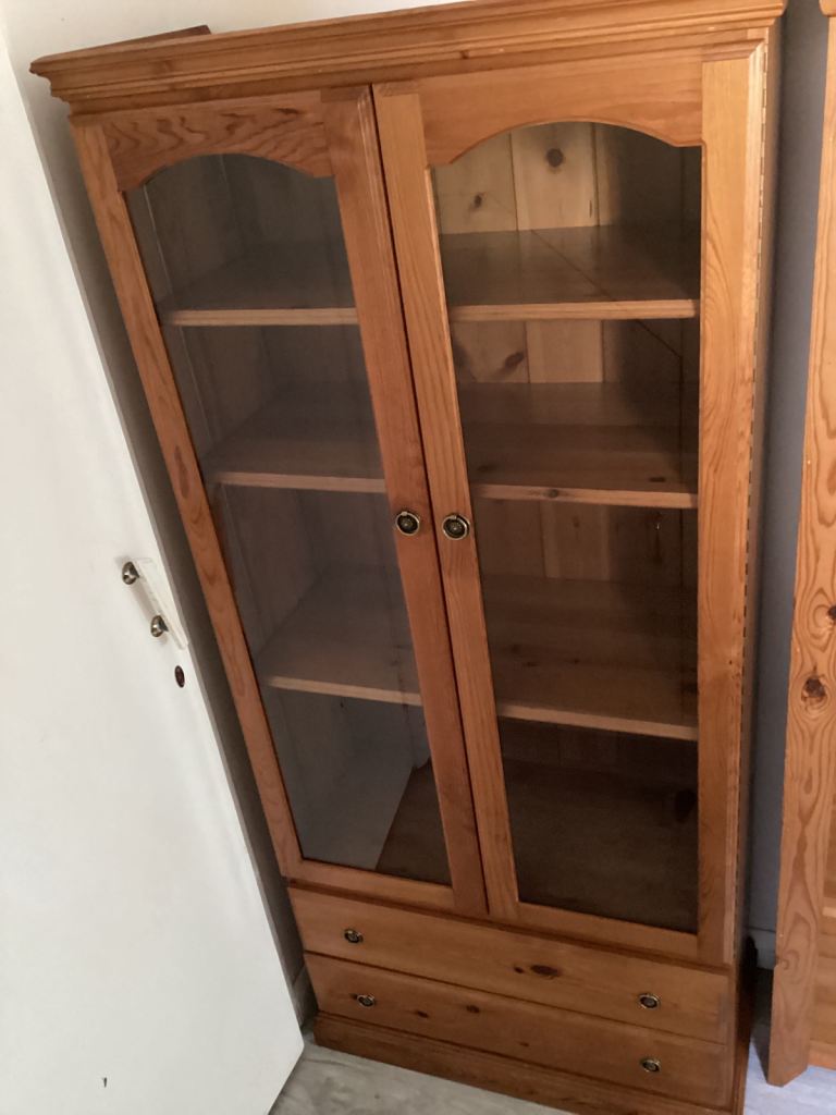 Versatile, Good Quality, Derby Pine “Ashbourne” display/storage unit