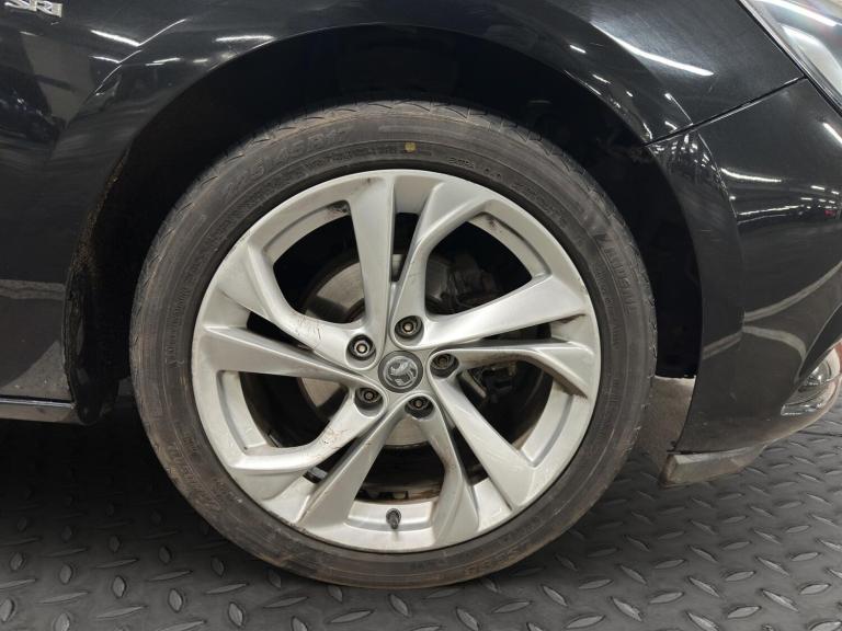 2015 Vauxhall Astra 1.4T 16V 150 SRi 5dr HATCHBACK PETROL Manual