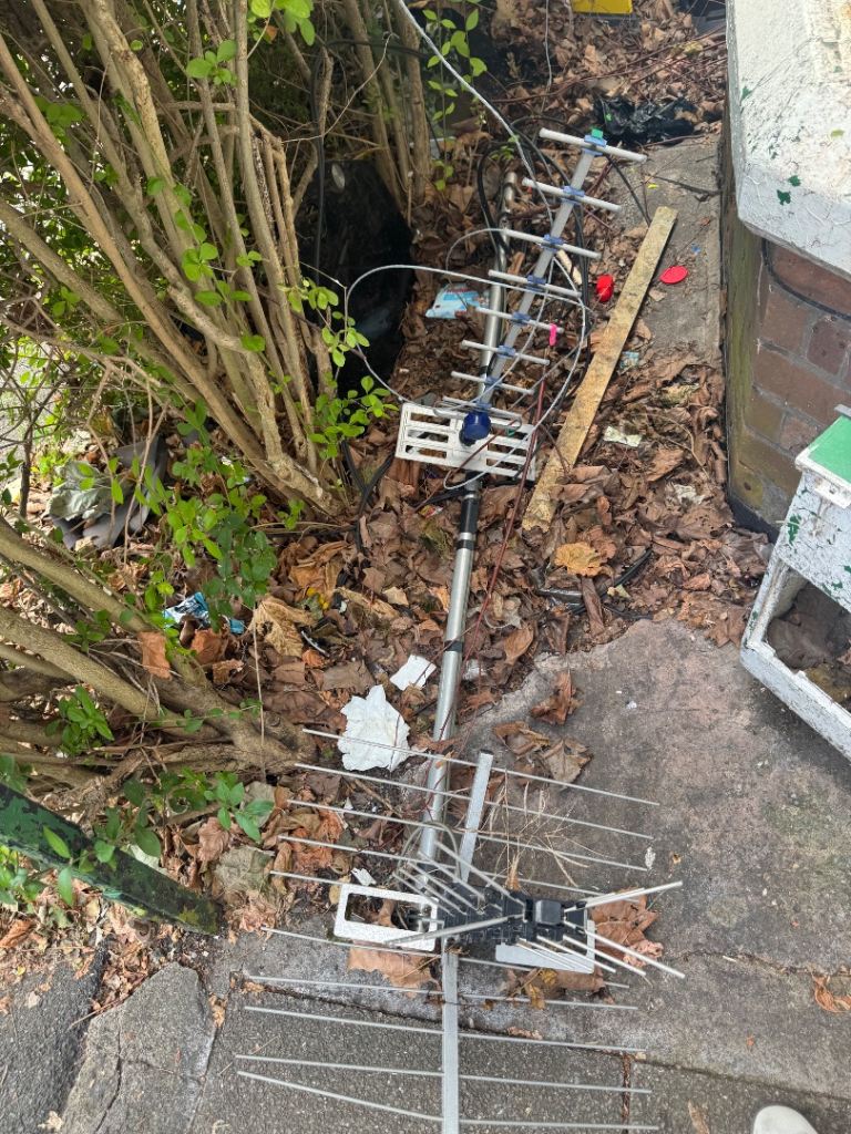 Outdoor TV Aerial - Silver, Fair Condition