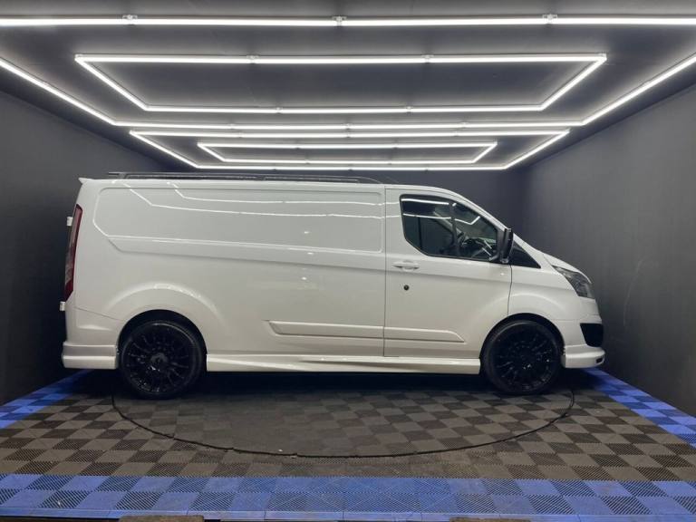 2015 Ford Transit Custom 2.2 TDCi 290 Trend Panel Van 5dr Diesel Manual L2 H1 (186 g/km, 123 bhp)...