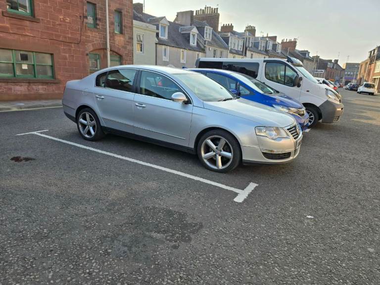 Volkswagen, PASSAT, Saloon, 2010, Manual, 1968 (cc), 4 doors