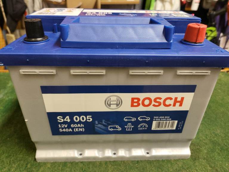 CAR BATTERY 