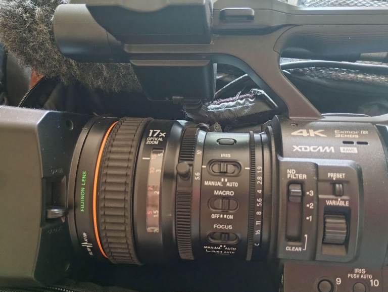 Sony PXW-Z280 in need of  repair damaged lens: accepts offers