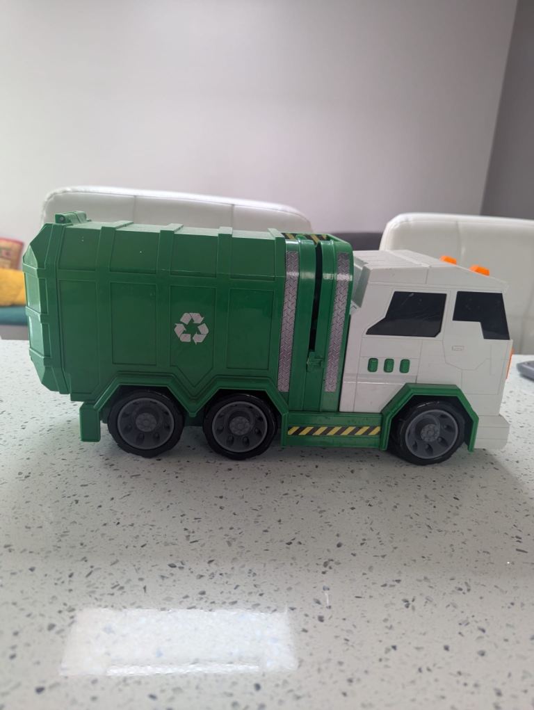 Green and White Toy Recycling Truck – Good Condition