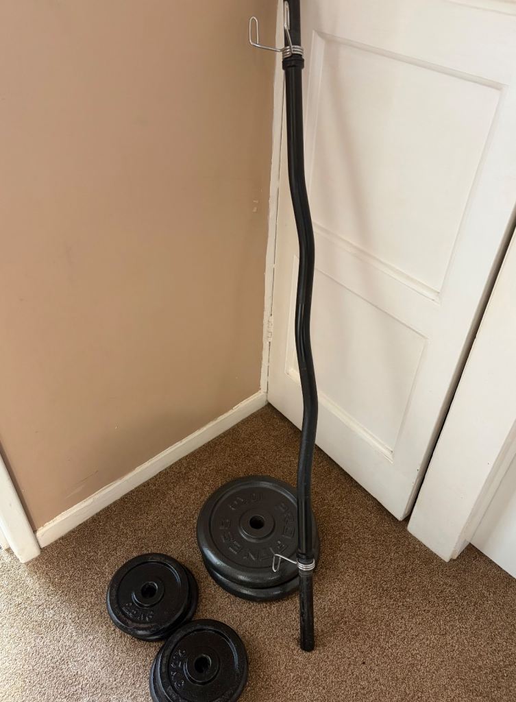 image for 4ft Ez Bar & Cast Iron Weight Plates