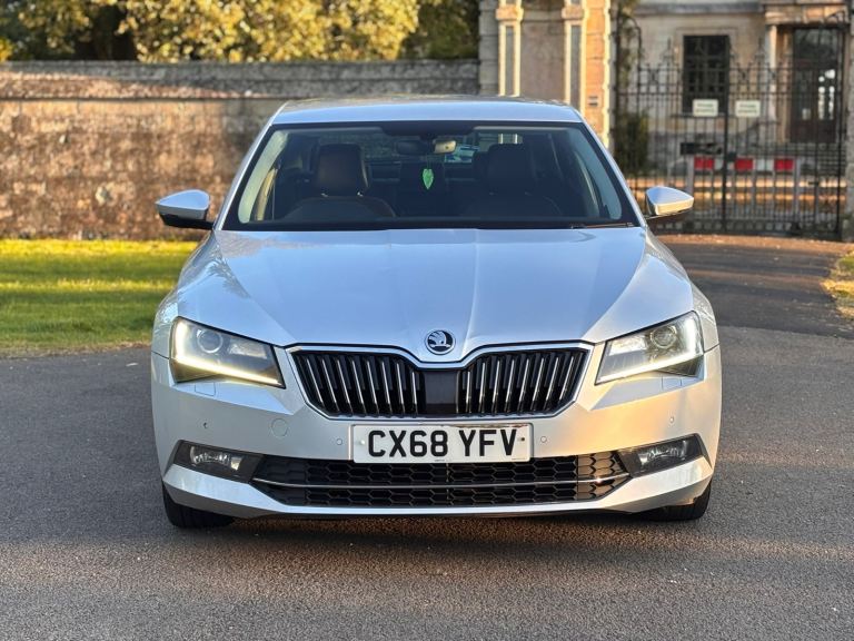 Skoda, SUPERB, Hatchback, 2018, Manual, 1968 (cc), 5 doors