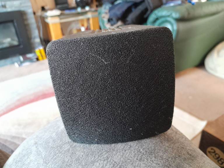 Pair of Yamaha NS -B280 surround style speakers