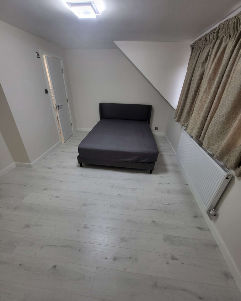 2 bedrooms in Cheerycroft gardens, HA5