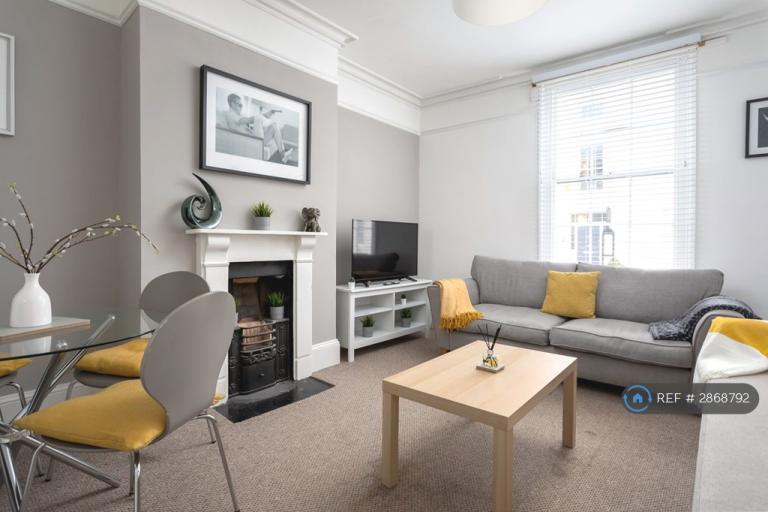 3 bedroom house in St. Georges Place, Cheltenham, GL50 (3 bed) (#2868792)